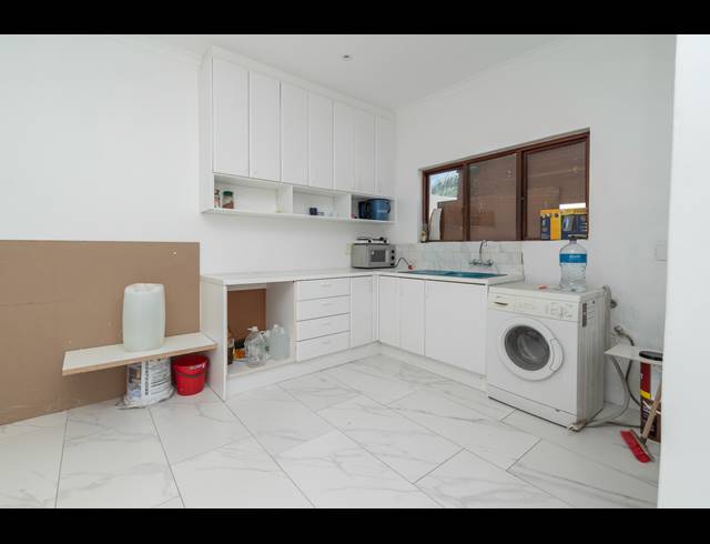 3 BEDROOM HOUSE RENTED IN WALMER ESTATE